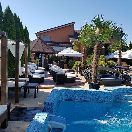 Rixo'S Guesthouse Cîrcea Εξωτερικό φωτογραφία