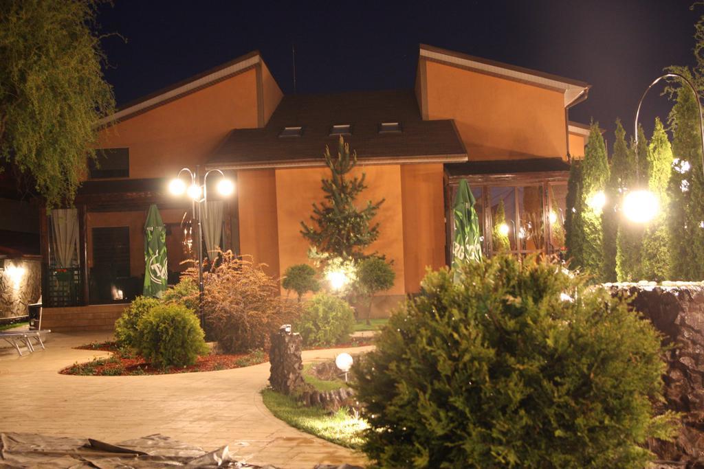 Rixo'S Guesthouse Cîrcea Εξωτερικό φωτογραφία