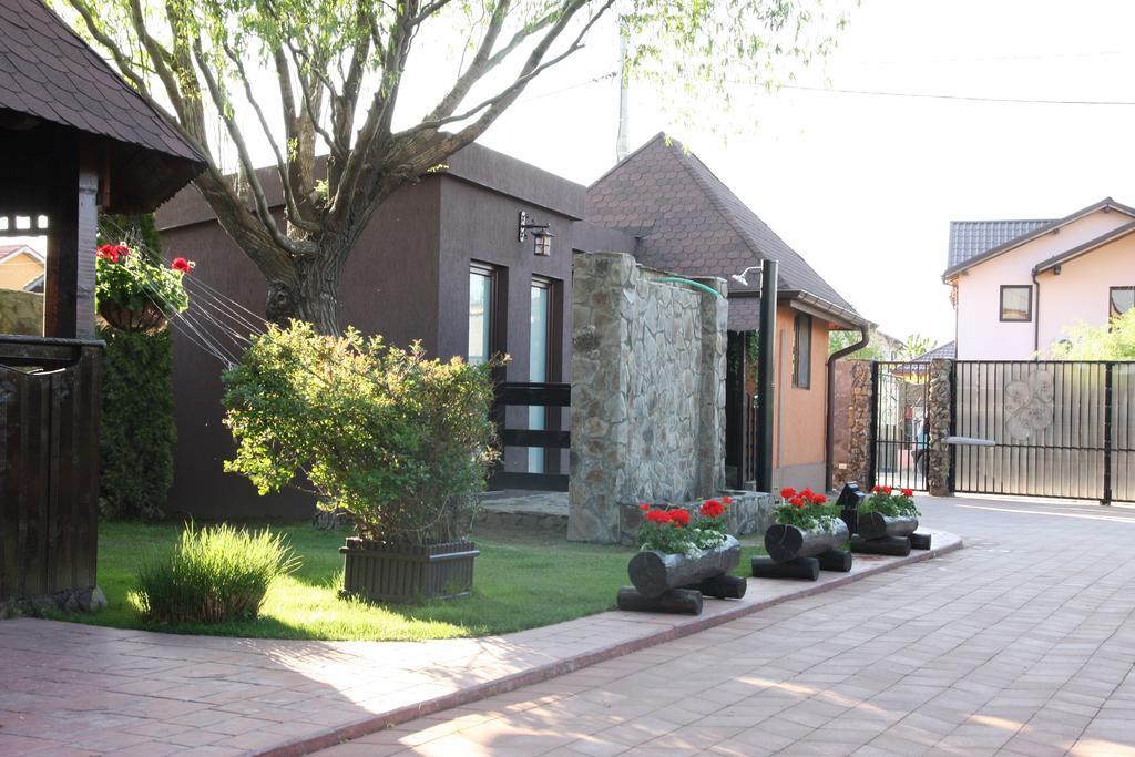 Rixo'S Guesthouse Cîrcea Εξωτερικό φωτογραφία
