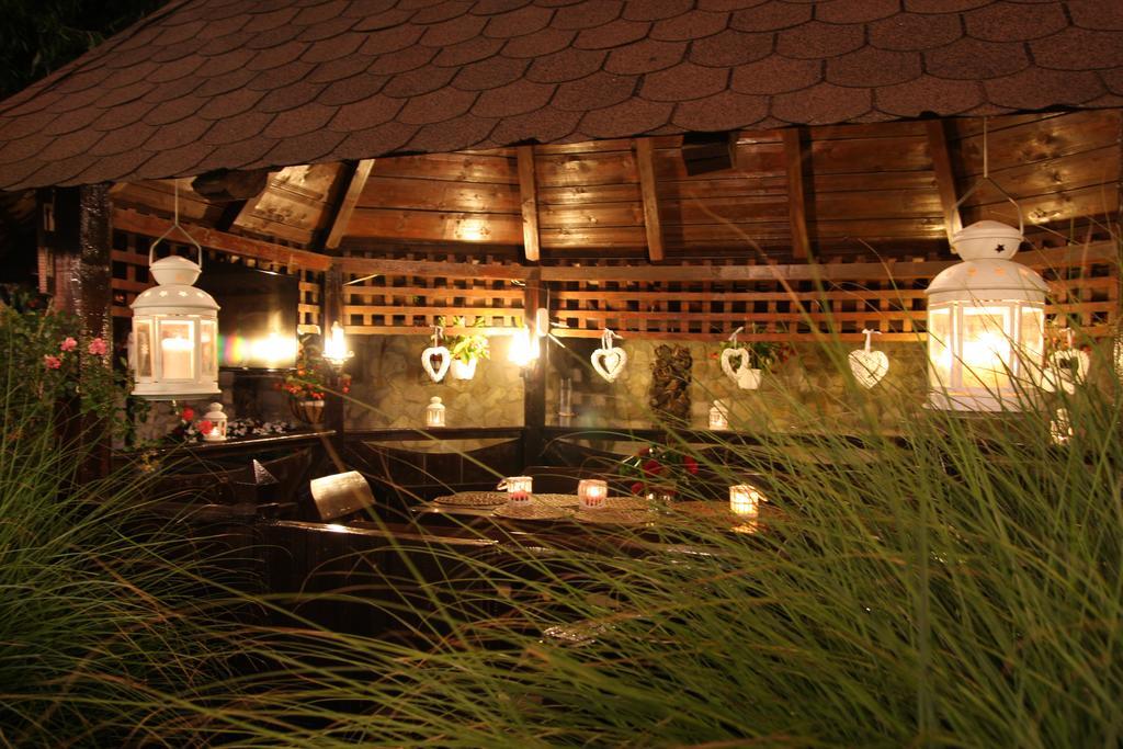 Rixo'S Guesthouse Cîrcea Εξωτερικό φωτογραφία